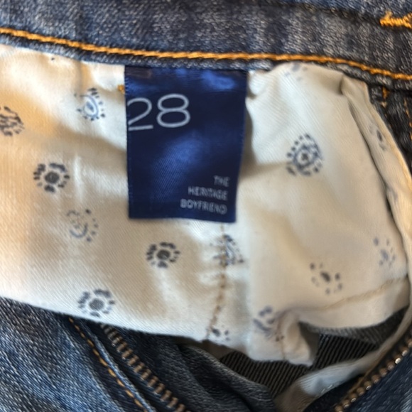 Pilcro by Anthropologie Heritige Boyfriend Distressed Jeans Sz 28 Cropped - Picture 13 of 16